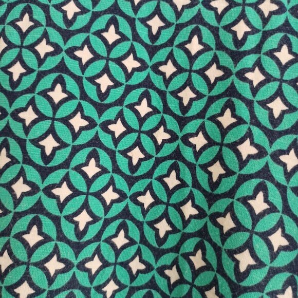T by Talbots Women’s L Green Blue Geometric Print Short Sleeve Knit Top Cotton - Picture 6 of 7